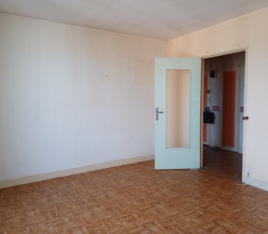 VENTE appartement T4 quartier Fontaine écu- BESANCON